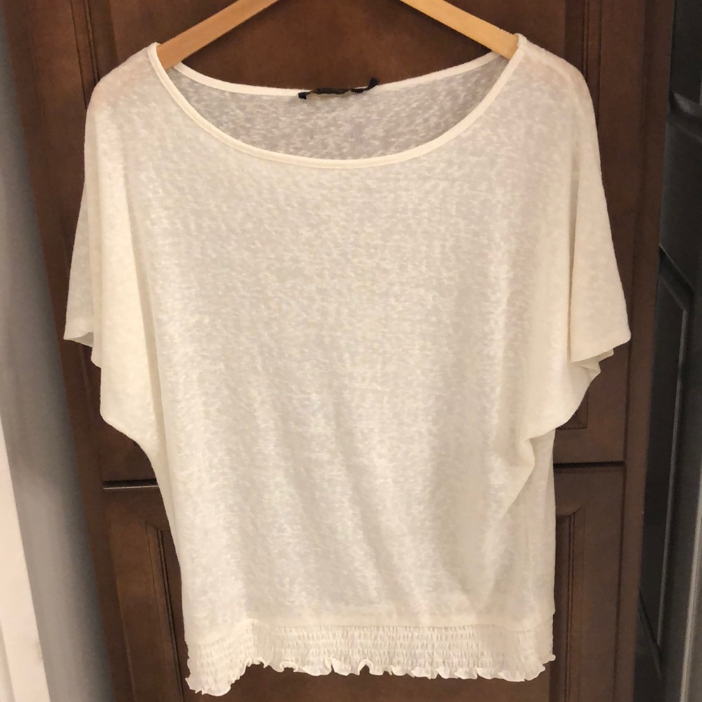 ♥️ The Limited Outback Red ivory top Medium